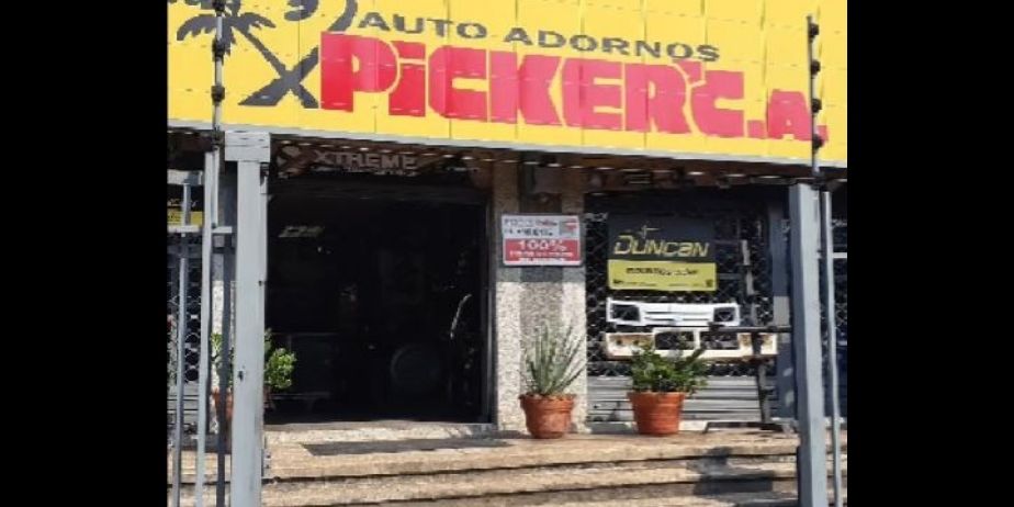 AUTOADORNOS PICKERS C.A