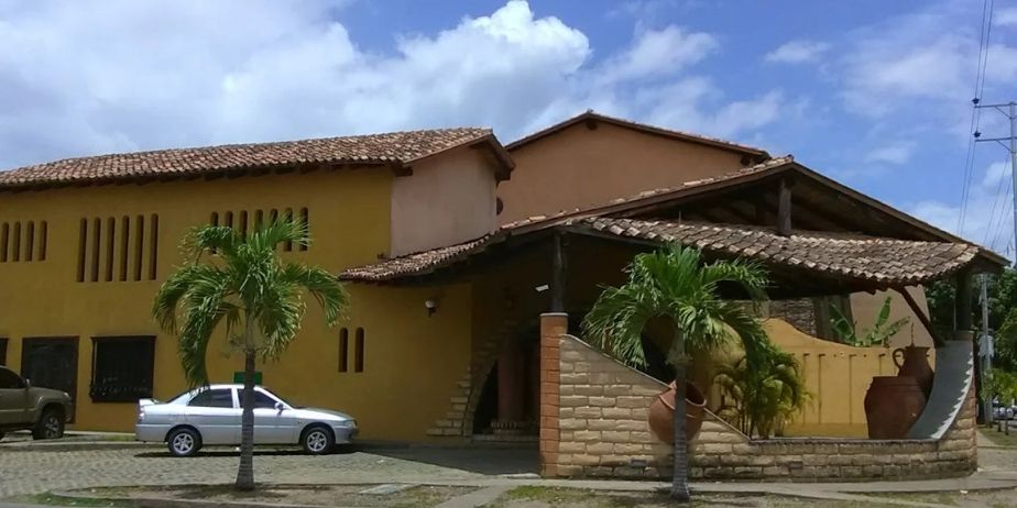 HOSTERIA WAIPA