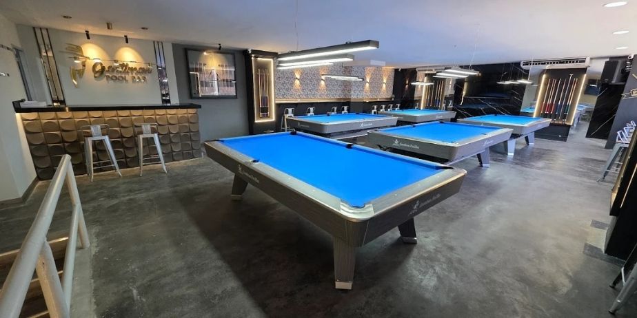 EL CABALLERO DEL POOL