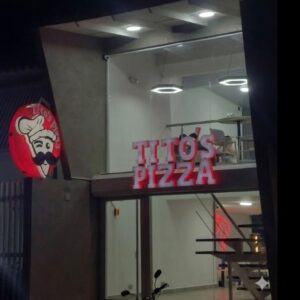 TITO´S PIZZA